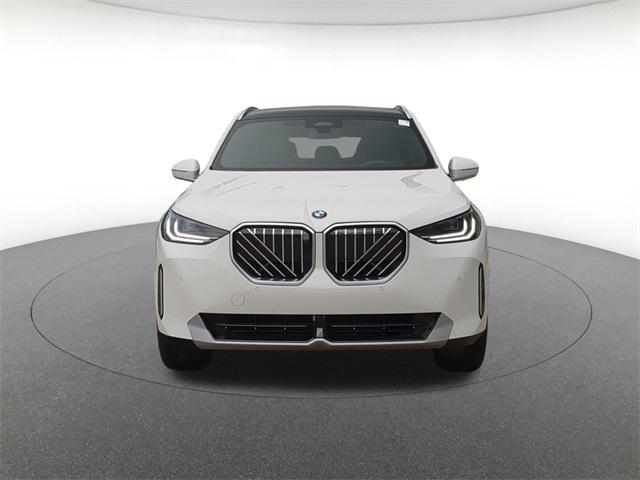 Photo of 2025 Alpine White BMW X3
