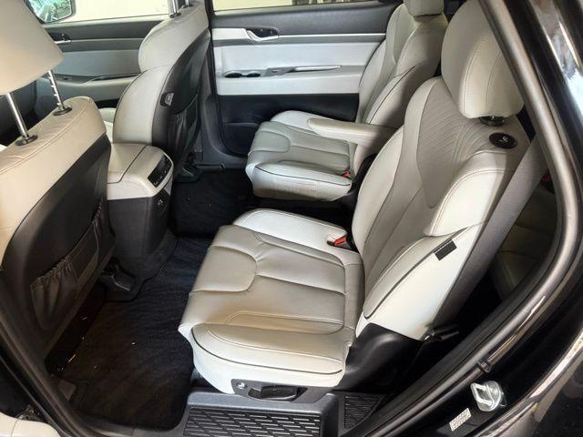 Photo of 2023 Abyss Black Pearl Hyundai PALISADE