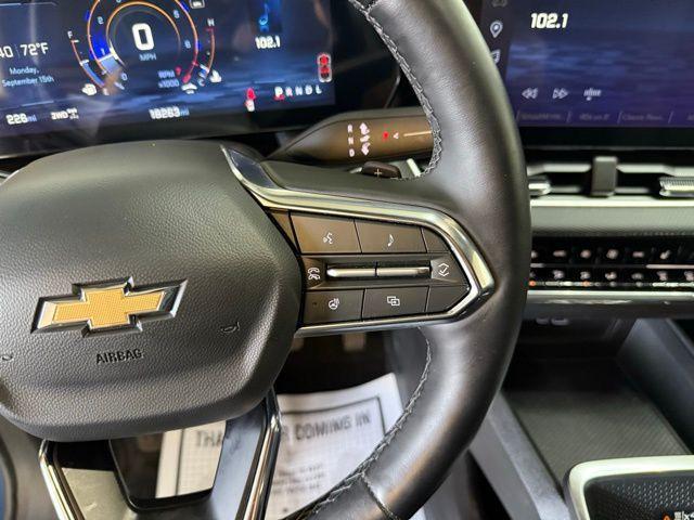 Photo of 2025 Lakeshore Blue Metallic Chevrolet Equinox