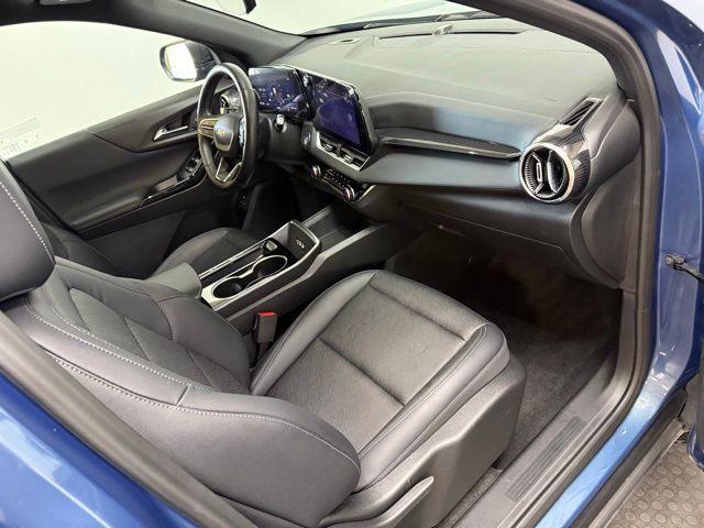 Photo of 2025 Lakeshore Blue Metallic Chevrolet Equinox