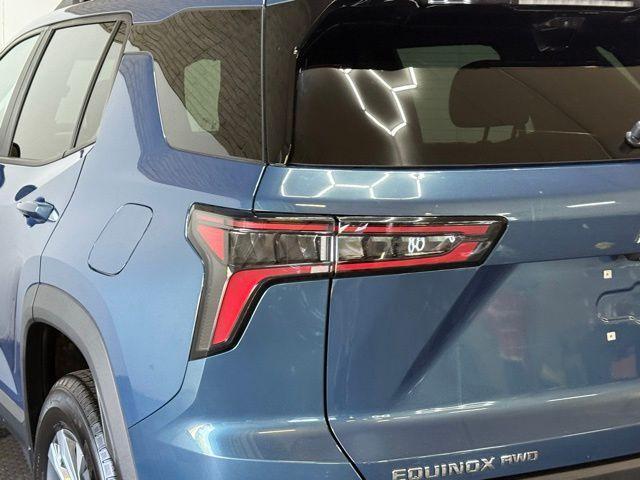 Photo of 2025 Lakeshore Blue Metallic Chevrolet Equinox