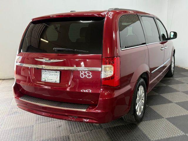Photo of 2016 Deep Cherry Red Crystal Pearlcoat Chrysler Town & Country