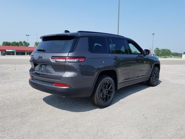 Photo of 2025 Metallic Jeep Grand Cherokee L