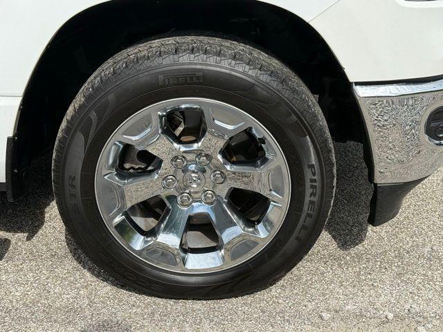 Photo of 2019 Bright White Clearcoat RAM 1500
