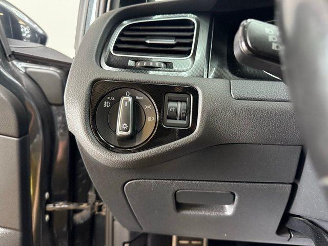 Photo of 2016 Steel Gray Metallic Volkswagen Golf GTI