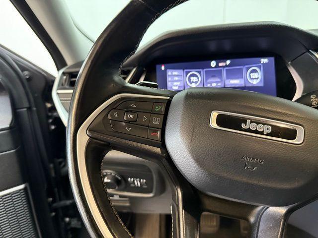 Photo of 2021 Metallic Jeep Grand Cherokee L