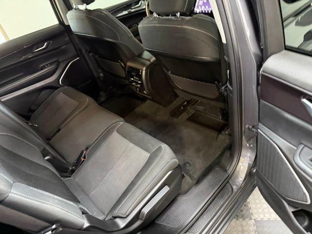 Photo of 2021 Metallic Jeep Grand Cherokee L