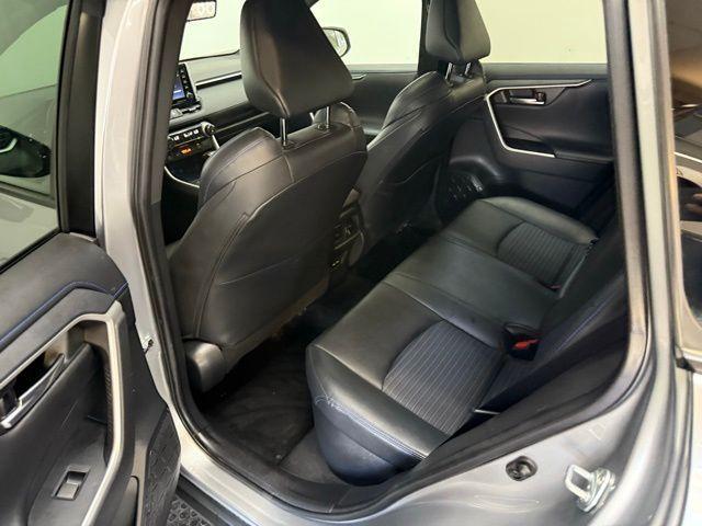 Photo of 2021 Silver Sky Metallic Toyota RAV4 Hybrid