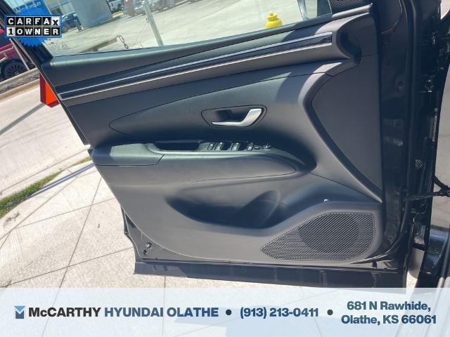 Photo of 2023 Phantom Black Hyundai TUCSON