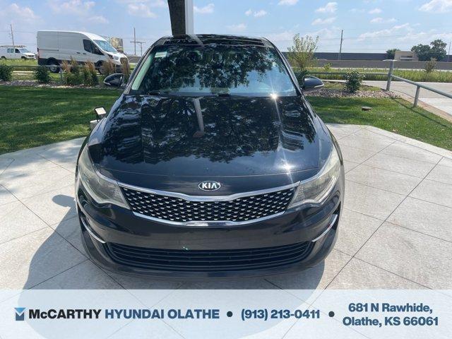 Photo of 2018 Ebony Black Kia Optima