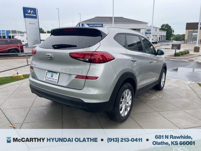 Photo of 2021 Stellar Silver Hyundai TUCSON
