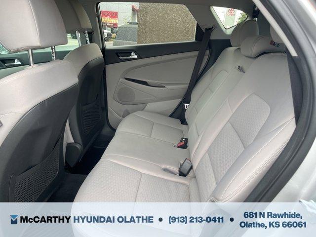 Photo of 2021 Stellar Silver Hyundai TUCSON