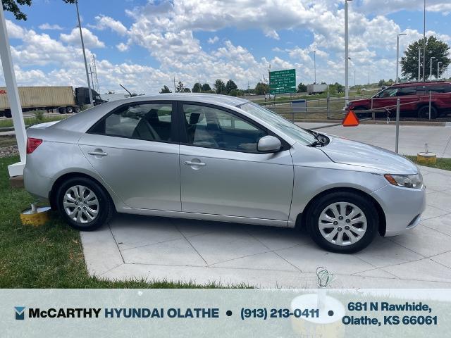 Photo of 2013 Bright Silver Metallic Kia Forte