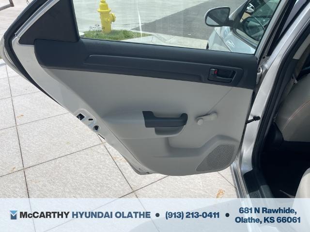 Photo of 2013 Bright Silver Metallic Kia Forte