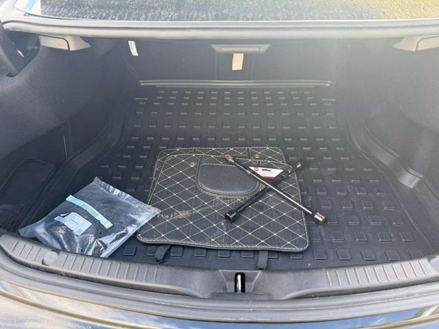 Photo of 2021 Black Mercedes-Benz AMG C 43