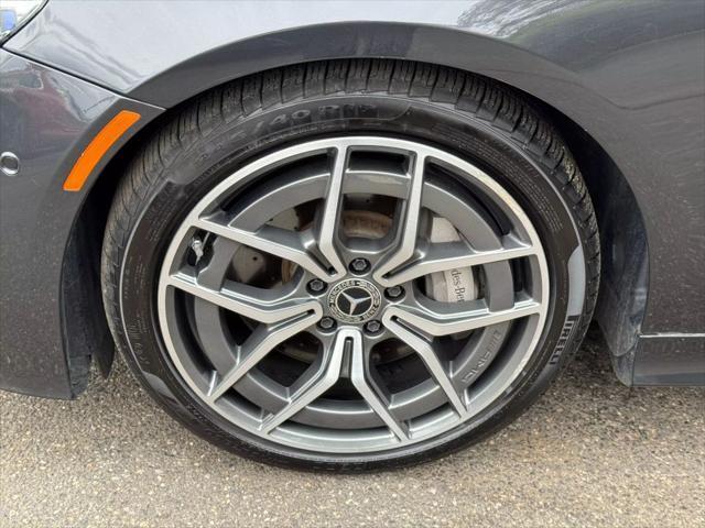 Photo of 2021 Gray Mercedes-Benz E-Class