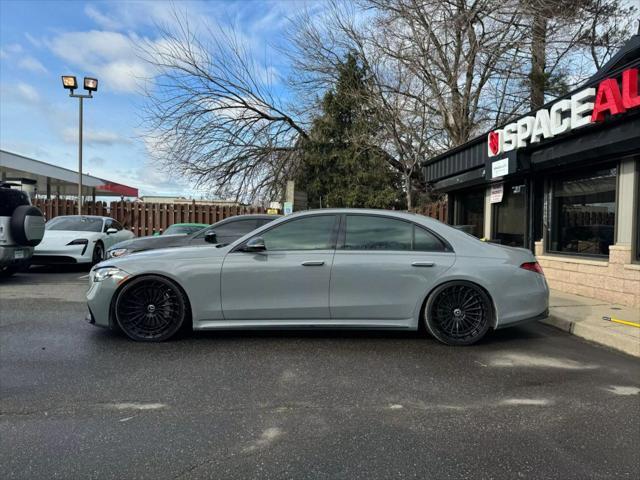 Photo of 2021 Gray Mercedes-Benz S-Class