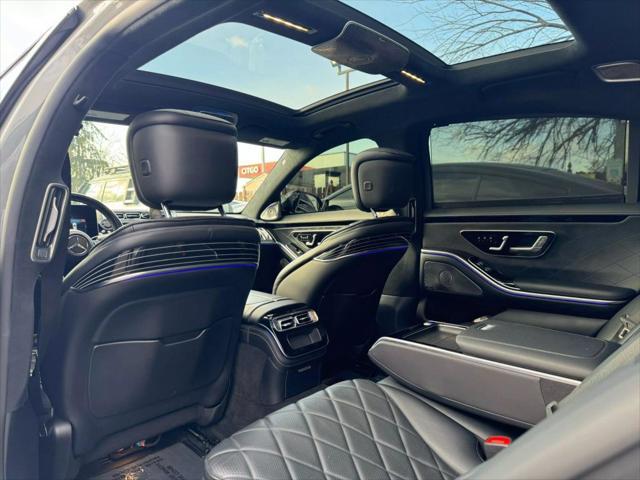 Photo of 2021 Gray Mercedes-Benz S-Class