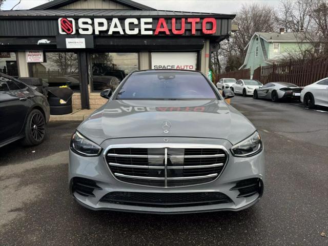 Photo of 2021 Gray Mercedes-Benz S-Class