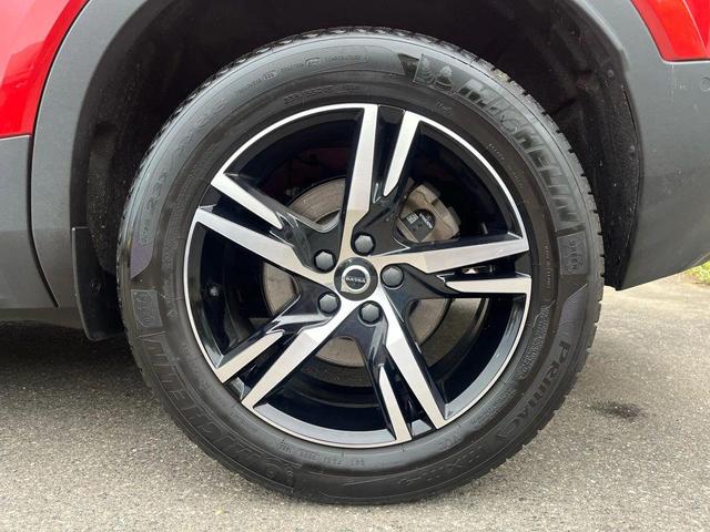Photo of 2023 Fusion Red Metallic Volvo XC40