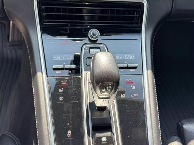 Photo of 2017 Blue Porsche Panamera