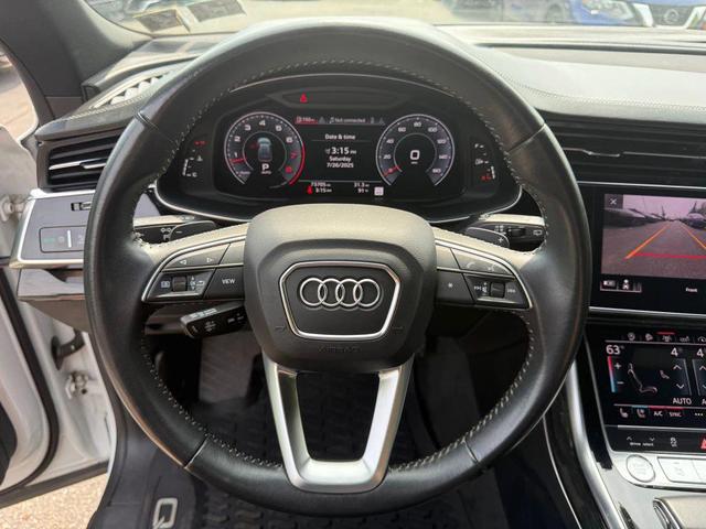 Photo of 2019 White Audi Q8