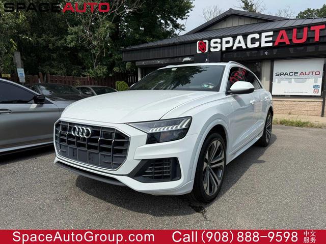 Photo of 2019 White Audi Q8