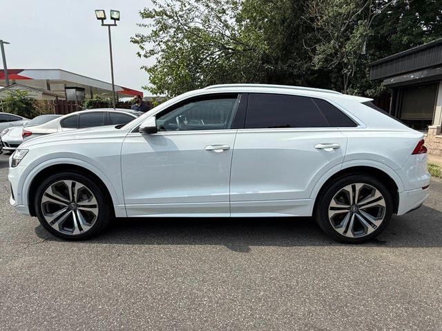 Photo of 2019 White Audi Q8