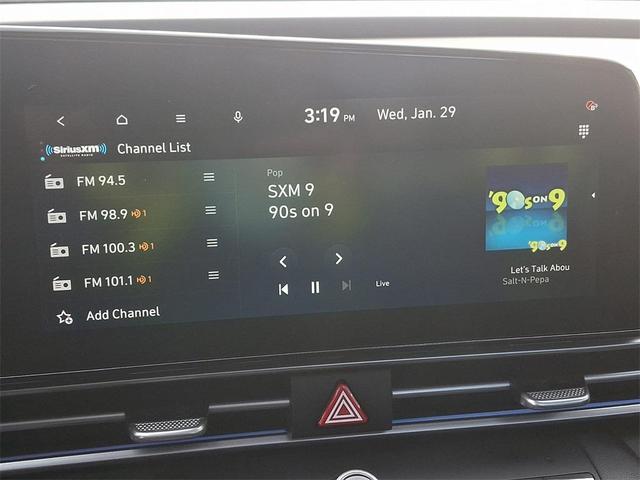 Photo of 2022 Phantom Black Hyundai ELANTRA