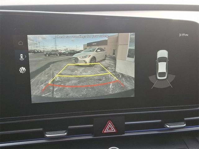 Photo of 2022 Phantom Black Hyundai ELANTRA
