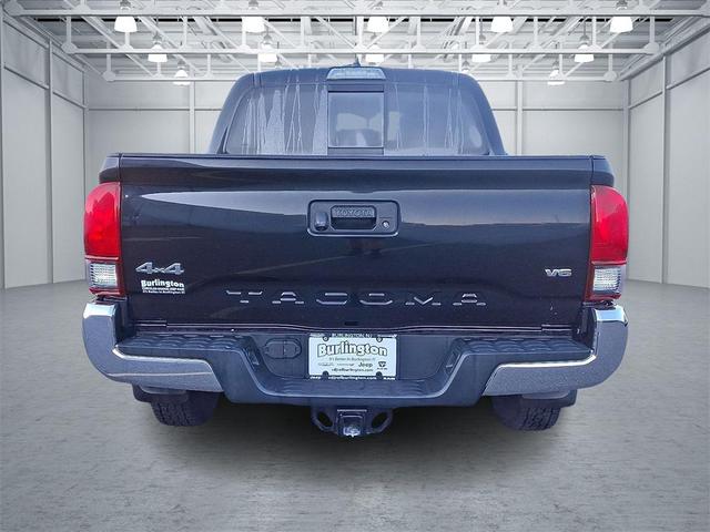 Photo of 2021 Midnight Black Metallic Toyota Tacoma