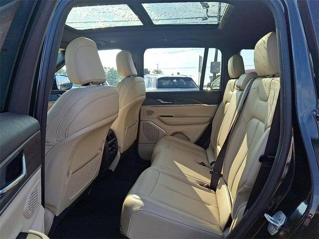 Photo of 2024 Rocky Mountain Pearlcoat Jeep Grand Cherokee 4xe