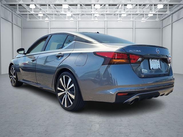 Photo of 2019 Gun Metallic Nissan Altima