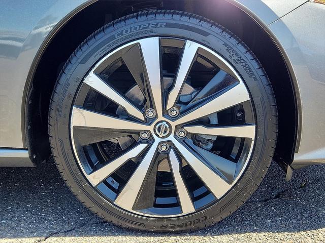 Photo of 2019 Gun Metallic Nissan Altima