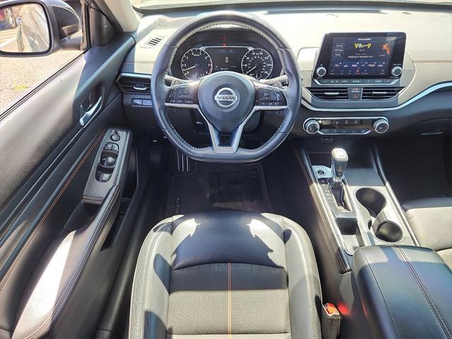 Photo of 2019 Gun Metallic Nissan Altima