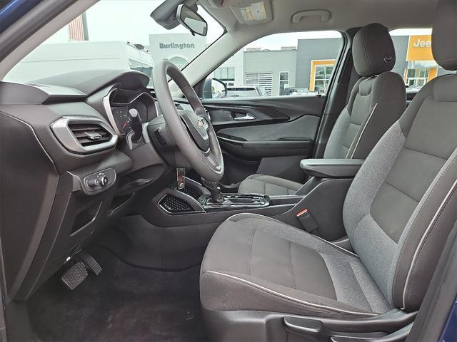 Photo of 2021 Pacific Blue Metallic Chevrolet Trailblazer