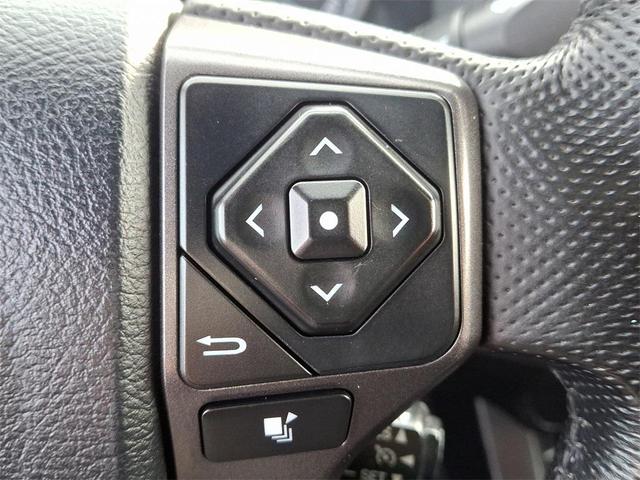 Photo of 2016 Magnetic Gray Metallic Toyota Tacoma