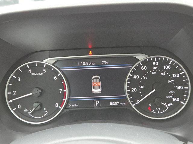 Photo of 2025 Rosewood Metallic Nissan Sentra