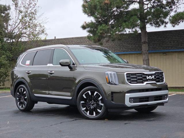 Photo of 2025 Dark Moss Kia Telluride