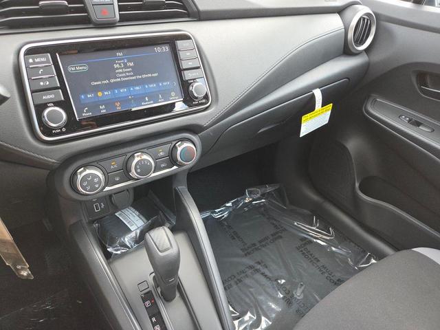 Photo of 2025 Black Nissan Versa