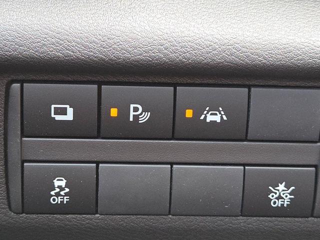 Photo of 2025 Black Nissan Versa