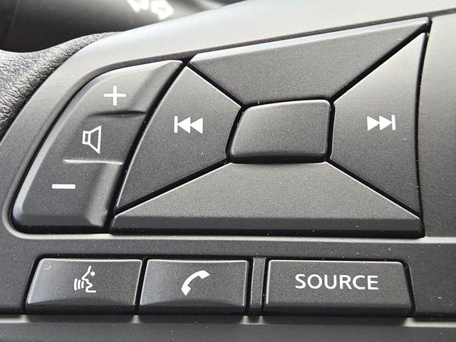 Photo of 2025 Black Nissan Versa