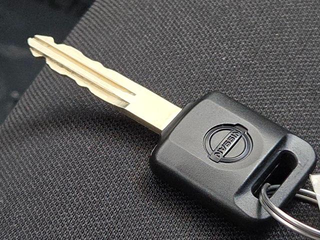 Photo of 2025 Black Nissan Versa