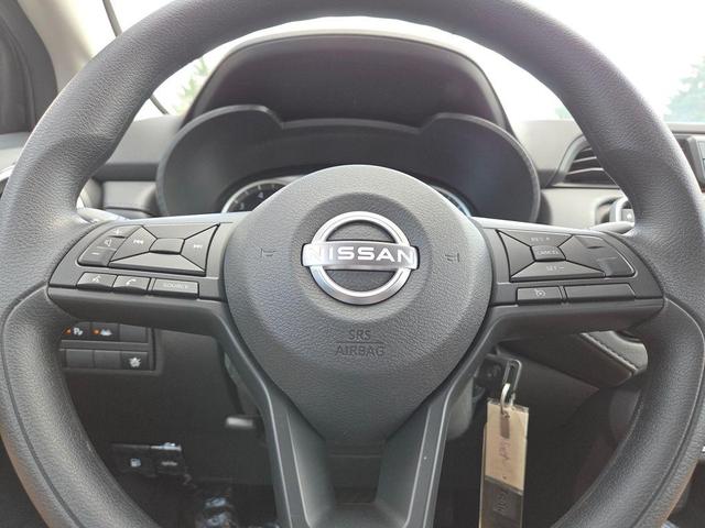 Photo of 2025 Black Nissan Versa