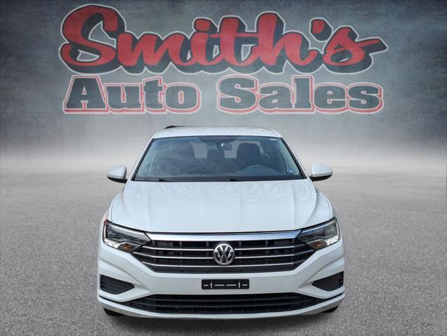 Photo of 2021 Pure White Volkswagen Jetta