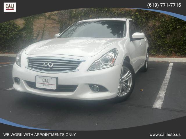 2015 Infiniti Q40