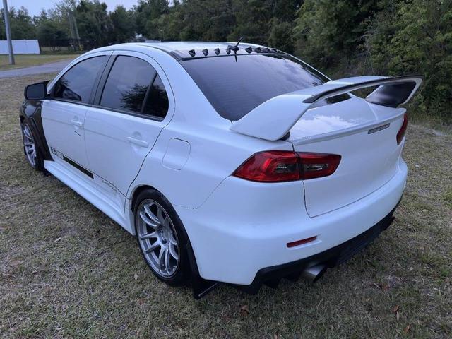 Photo of 2014 Wicked White Metallic Mitsubishi Lancer Evolution