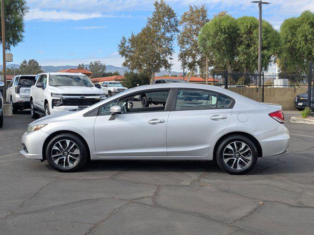 Photo of 2015 Alabaster Silver Metallic Honda Civic