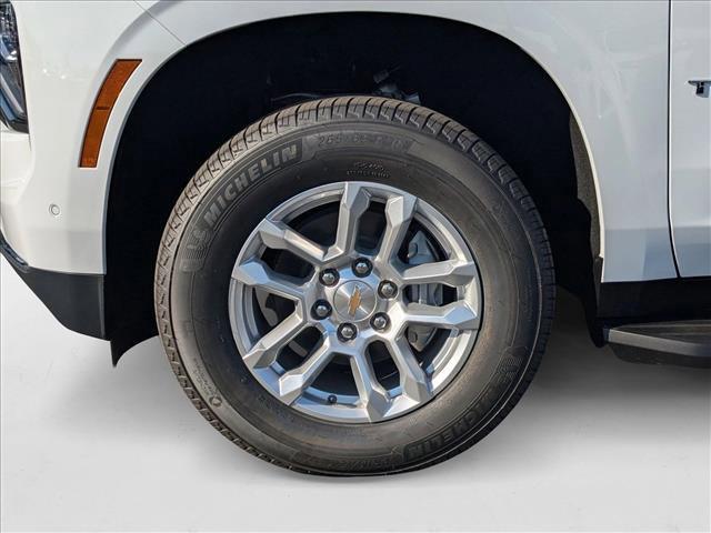 Photo of 2025 Summit White Chevrolet Tahoe