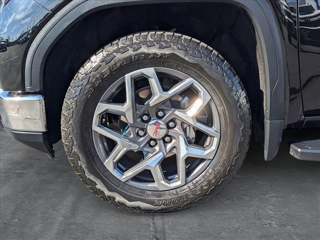 Photo of 2023 Onyx Black GMC Sierra 1500